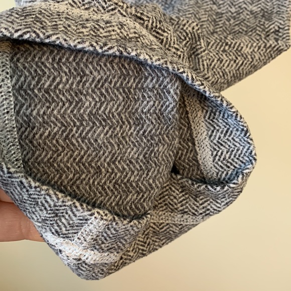 Lululemon Grey Herringbone Wunder Under Crop Leggings - Picture 7 of 10